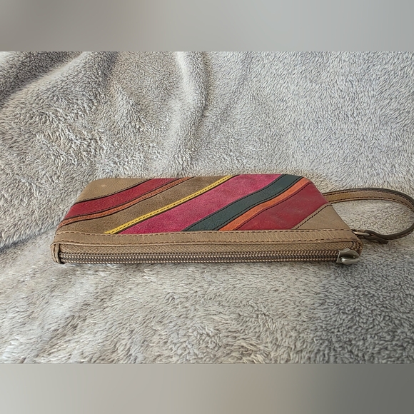 Fossil Wristlet - Picture 10 of 14